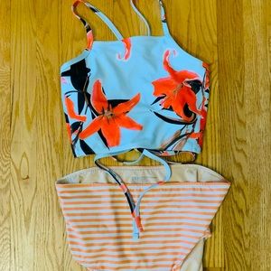 Albion floral bathing suit top size M